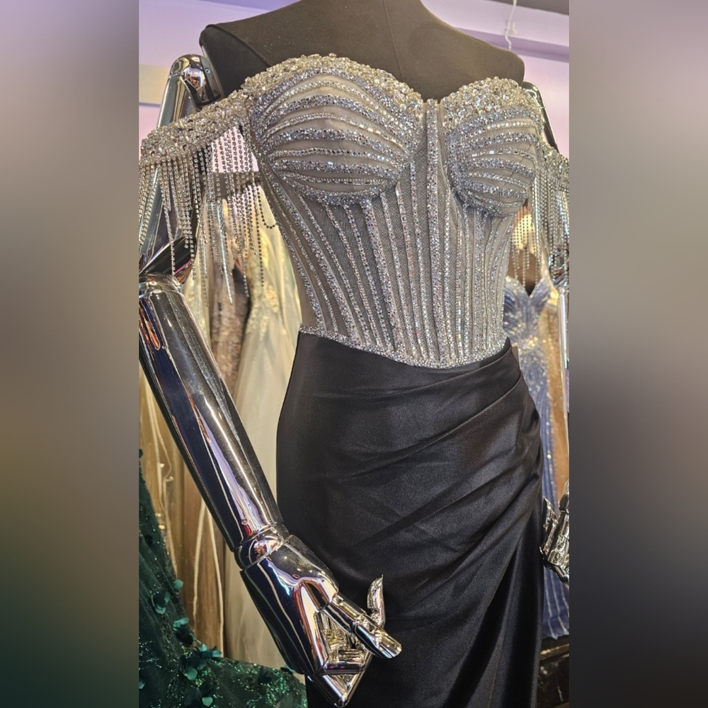 Ladivine Elegant Black Satin Gown with High Slit - Picture 2 of 7
